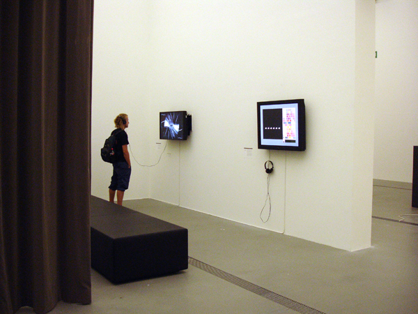 2009_see_this_sound_exhibition_02